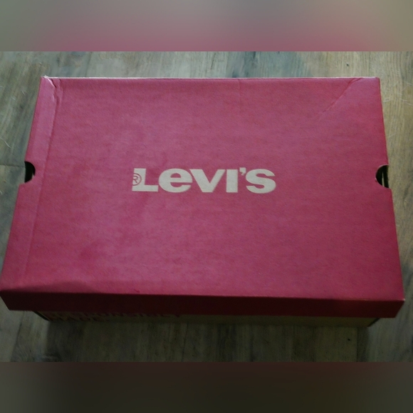 Levi’s Aden White Natural Canvas Sneakers Men’s 11 | NIB - Picture 2 of 14